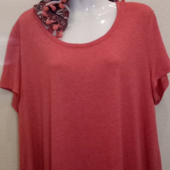 World Unity Knit Top with Matching Scarf - Picture 7 of 13